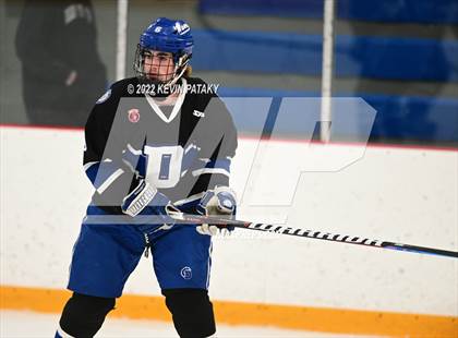 Thumbnail 3 in Darien vs. Northwest Catholic (CIAC D1 Quarterfinal) photogallery.