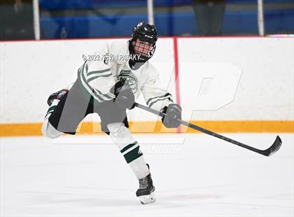 Thumbnail 2 in Darien vs. Northwest Catholic (CIAC D1 Quarterfinal) photogallery.