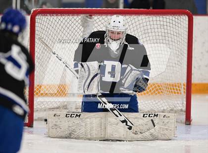 Thumbnail 3 in Darien vs. Northwest Catholic (CIAC D1 Quarterfinal) photogallery.