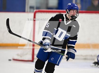 Thumbnail 2 in Darien vs. Northwest Catholic (CIAC D1 Quarterfinal) photogallery.