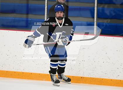 Thumbnail 3 in Darien vs. Northwest Catholic (CIAC D1 Quarterfinal) photogallery.