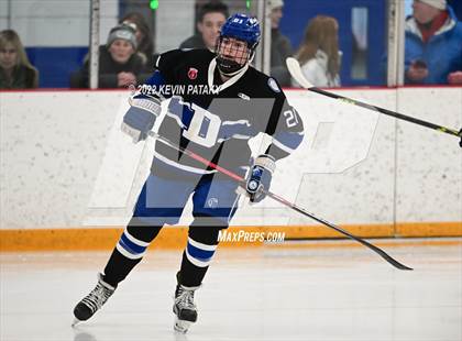 Thumbnail 2 in Darien vs. Northwest Catholic (CIAC D1 Quarterfinal) photogallery.