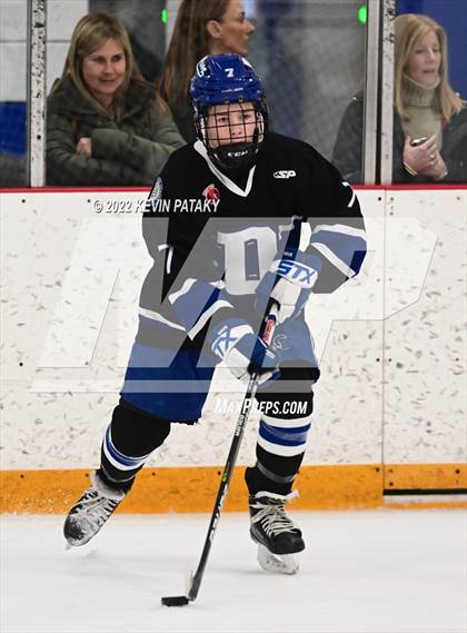Thumbnail 2 in Darien vs. Northwest Catholic (CIAC D1 Quarterfinal) photogallery.