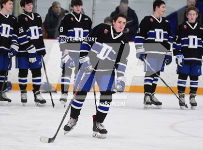 Thumbnail 3 in Darien vs. Northwest Catholic (CIAC D1 Quarterfinal) photogallery.