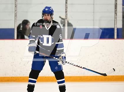 Thumbnail 3 in Darien vs. Northwest Catholic (CIAC D1 Quarterfinal) photogallery.