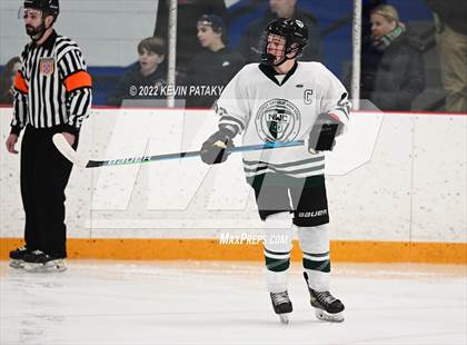Thumbnail 2 in Darien vs. Northwest Catholic (CIAC D1 Quarterfinal) photogallery.