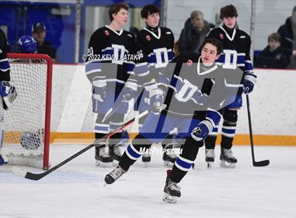 Thumbnail 2 in Darien vs. Northwest Catholic (CIAC D1 Quarterfinal) photogallery.