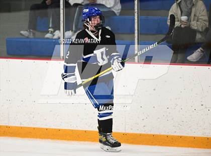 Thumbnail 3 in Darien vs. Northwest Catholic (CIAC D1 Quarterfinal) photogallery.