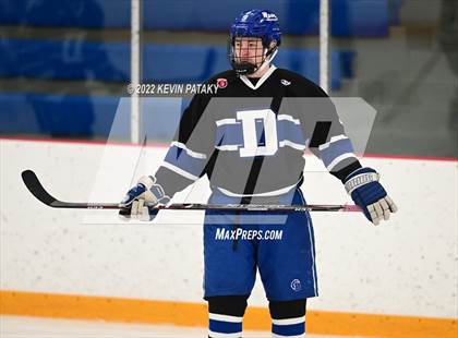 Thumbnail 2 in Darien vs. Northwest Catholic (CIAC D1 Quarterfinal) photogallery.