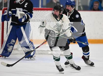 Thumbnail 3 in Darien vs. Northwest Catholic (CIAC D1 Quarterfinal) photogallery.