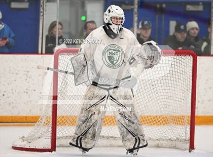 Thumbnail 2 in Darien vs. Northwest Catholic (CIAC D1 Quarterfinal) photogallery.