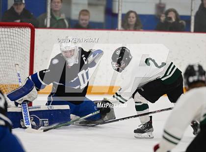 Thumbnail 2 in Darien vs. Northwest Catholic (CIAC D1 Quarterfinal) photogallery.