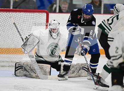 Thumbnail 2 in Darien vs. Northwest Catholic (CIAC D1 Quarterfinal) photogallery.