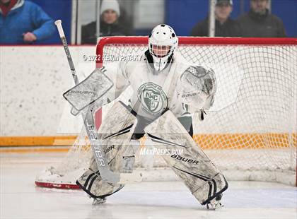 Thumbnail 2 in Darien vs. Northwest Catholic (CIAC D1 Quarterfinal) photogallery.