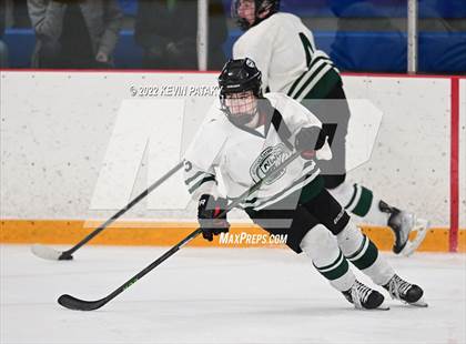Thumbnail 2 in Darien vs. Northwest Catholic (CIAC D1 Quarterfinal) photogallery.