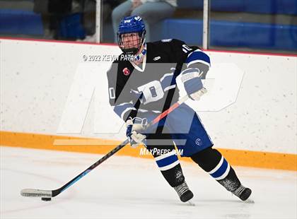 Thumbnail 2 in Darien vs. Northwest Catholic (CIAC D1 Quarterfinal) photogallery.