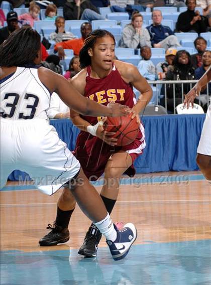 Thumbnail 2 in Hillside vs. West Charlotte (NCHSAA 4A Final) photogallery.