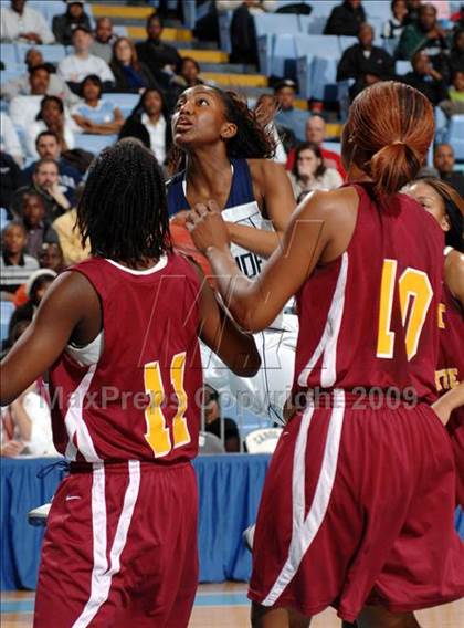 Thumbnail 2 in Hillside vs. West Charlotte (NCHSAA 4A Final) photogallery.