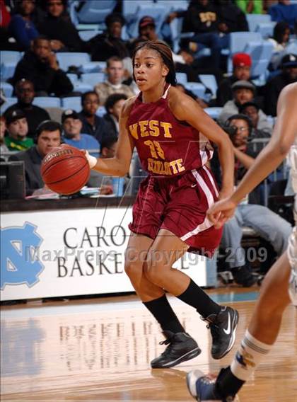 Thumbnail 1 in Hillside vs. West Charlotte (NCHSAA 4A Final) photogallery.