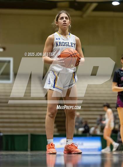 Thumbnail 2 in Williamsville South vs. Ardsley (NYSPHSAA Class A State Semi-Finals) photogallery.