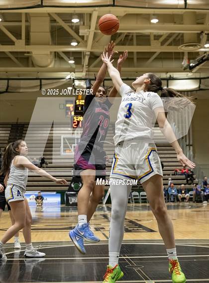 Thumbnail 1 in Williamsville South vs. Ardsley (NYSPHSAA Class A State Semi-Finals) photogallery.