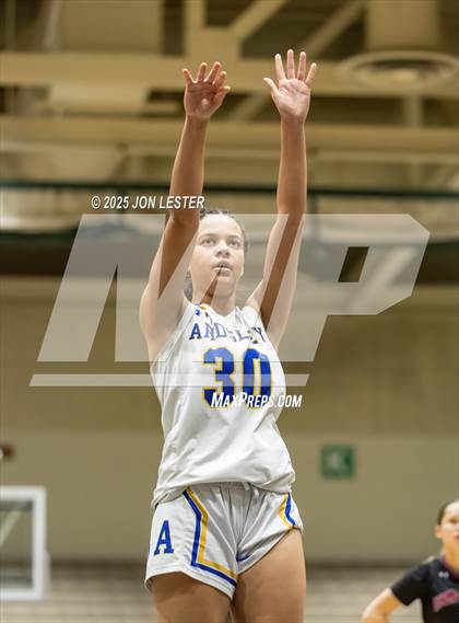 Thumbnail 2 in Williamsville South vs. Ardsley (NYSPHSAA Class A State Semi-Finals) photogallery.
