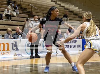 Thumbnail 2 in Williamsville South vs. Ardsley (NYSPHSAA Class A State Semi-Finals) photogallery.