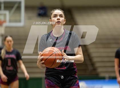 Thumbnail 3 in Williamsville South vs. Ardsley (NYSPHSAA Class A State Semi-Finals) photogallery.