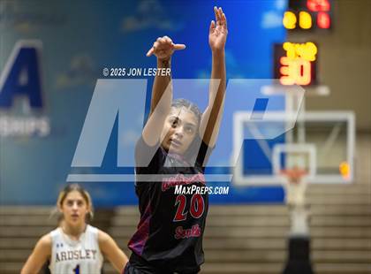 Thumbnail 2 in Williamsville South vs. Ardsley (NYSPHSAA Class A State Semi-Finals) photogallery.