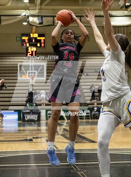 Thumbnail 2 in Williamsville South vs. Ardsley (NYSPHSAA Class A State Semi-Finals) photogallery.