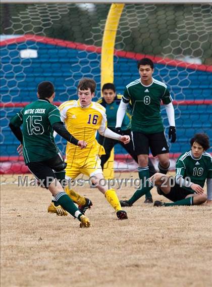 Thumbnail 3 in Mayde Creek vs Jersey Village (Pearland ISD Soccer Shootout) photogallery.