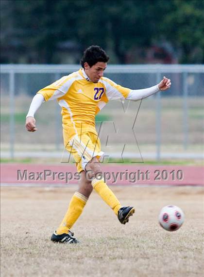 Thumbnail 3 in Mayde Creek vs Jersey Village (Pearland ISD Soccer Shootout) photogallery.