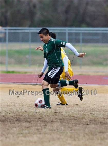Thumbnail 1 in Mayde Creek vs Jersey Village (Pearland ISD Soccer Shootout) photogallery.