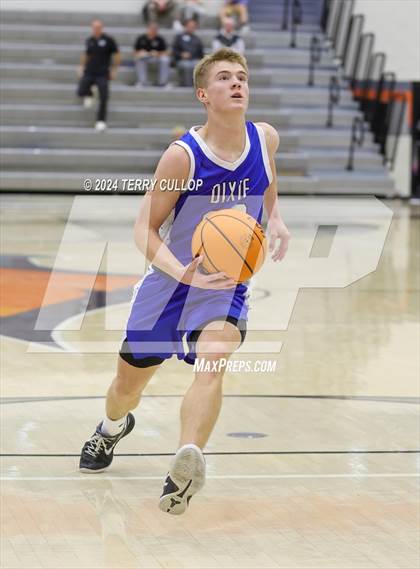 Thumbnail 1 in Dixie vs. Westlake (Falcon Classic) photogallery.