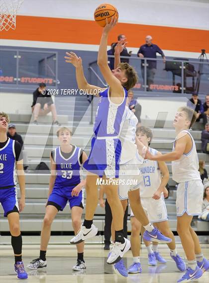 Thumbnail 3 in Dixie vs. Westlake (Falcon Classic) photogallery.