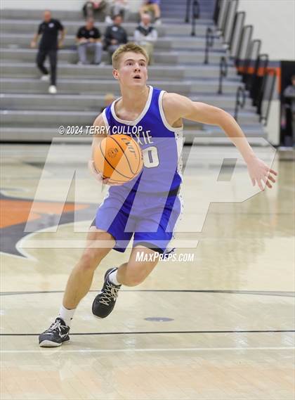 Thumbnail 2 in Dixie vs. Westlake (Falcon Classic) photogallery.