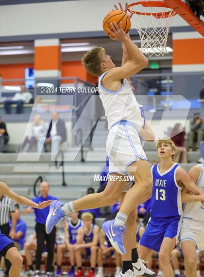Thumbnail 1 in Dixie vs. Westlake (Falcon Classic) photogallery.