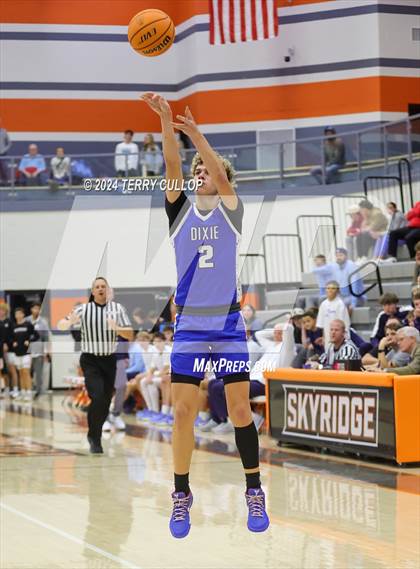 Thumbnail 2 in Dixie vs. Westlake (Falcon Classic) photogallery.