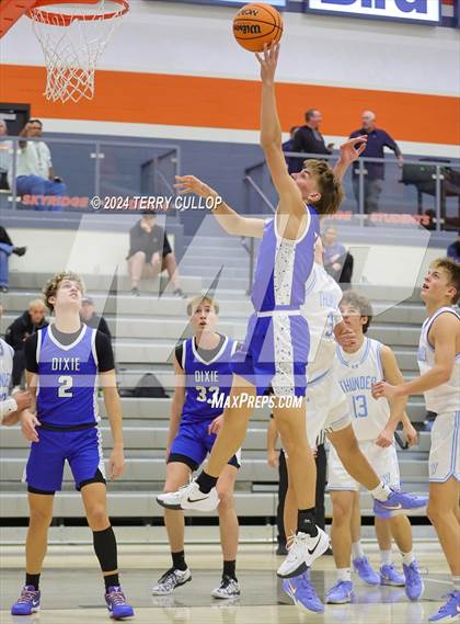 Thumbnail 2 in Dixie vs. Westlake (Falcon Classic) photogallery.