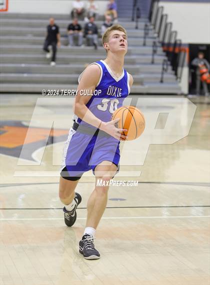 Thumbnail 2 in Dixie vs. Westlake (Falcon Classic) photogallery.