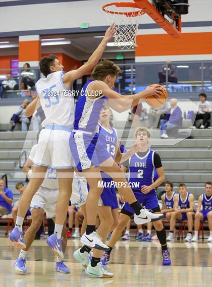 Thumbnail 1 in Dixie vs. Westlake (Falcon Classic) photogallery.