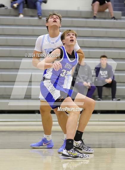 Thumbnail 3 in Dixie vs. Westlake (Falcon Classic) photogallery.