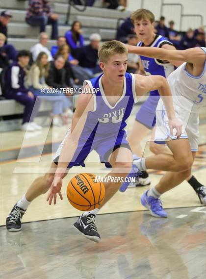 Thumbnail 2 in Dixie vs. Westlake (Falcon Classic) photogallery.