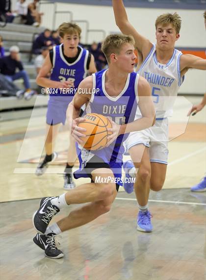 Thumbnail 1 in Dixie vs. Westlake (Falcon Classic) photogallery.