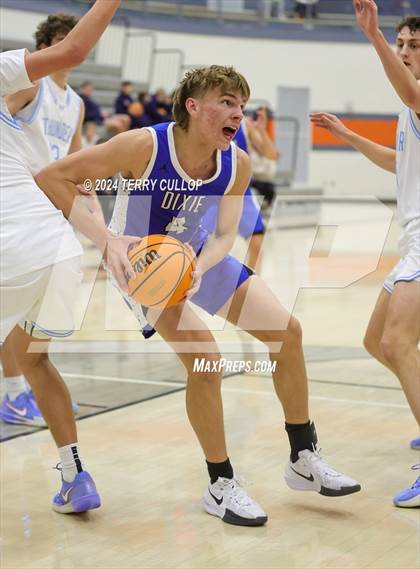 Thumbnail 2 in Dixie vs. Westlake (Falcon Classic) photogallery.