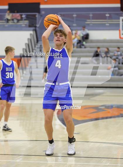 Thumbnail 3 in Dixie vs. Westlake (Falcon Classic) photogallery.