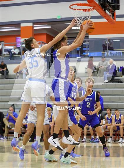Thumbnail 3 in Dixie vs. Westlake (Falcon Classic) photogallery.