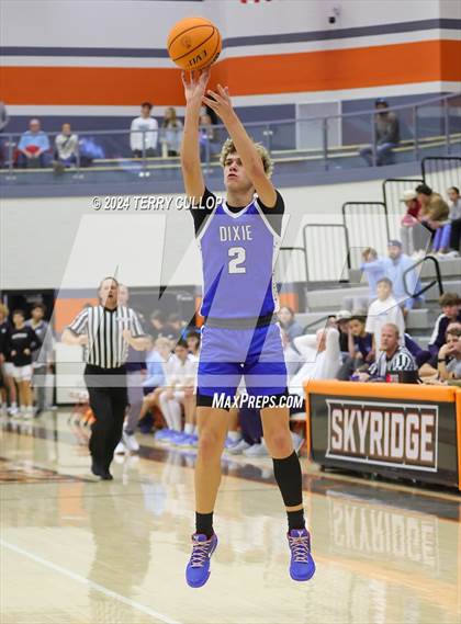Thumbnail 1 in Dixie vs. Westlake (Falcon Classic) photogallery.