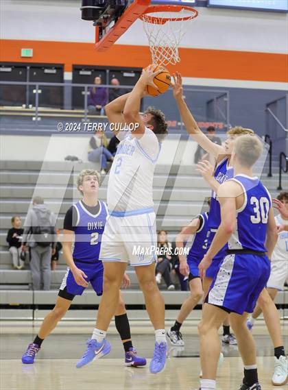 Thumbnail 3 in Dixie vs. Westlake (Falcon Classic) photogallery.