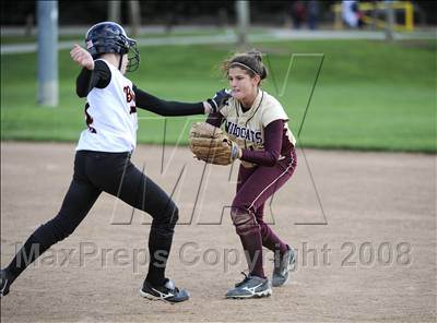 Thumbnail 3 in Whitney vs Vacaville (Stephanie LeDoux Tournament) photogallery.